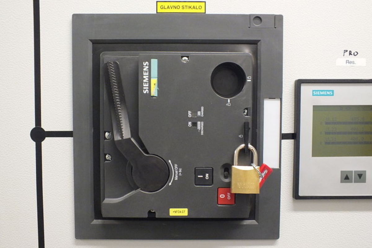 electrical consignment